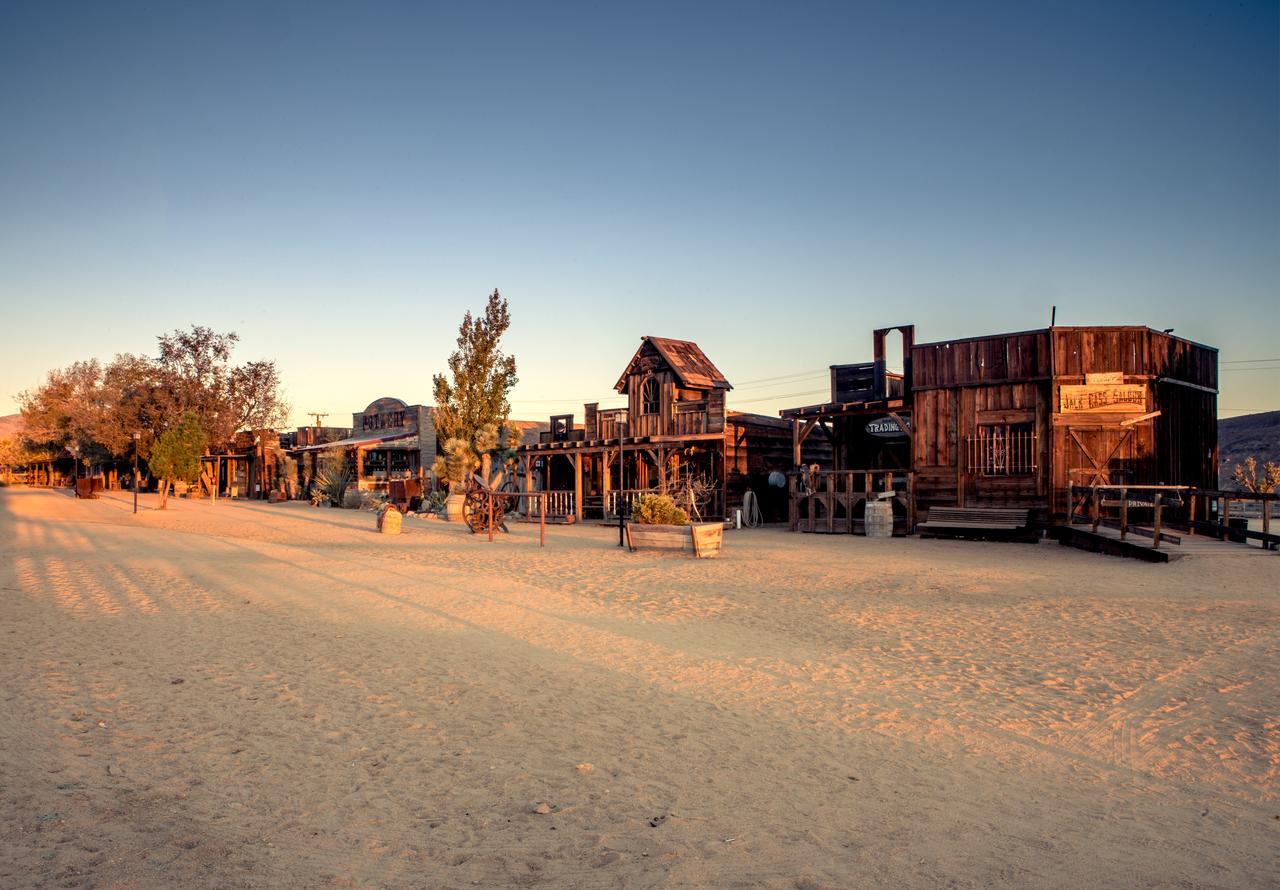 Pioneertown Motel Exterior photo