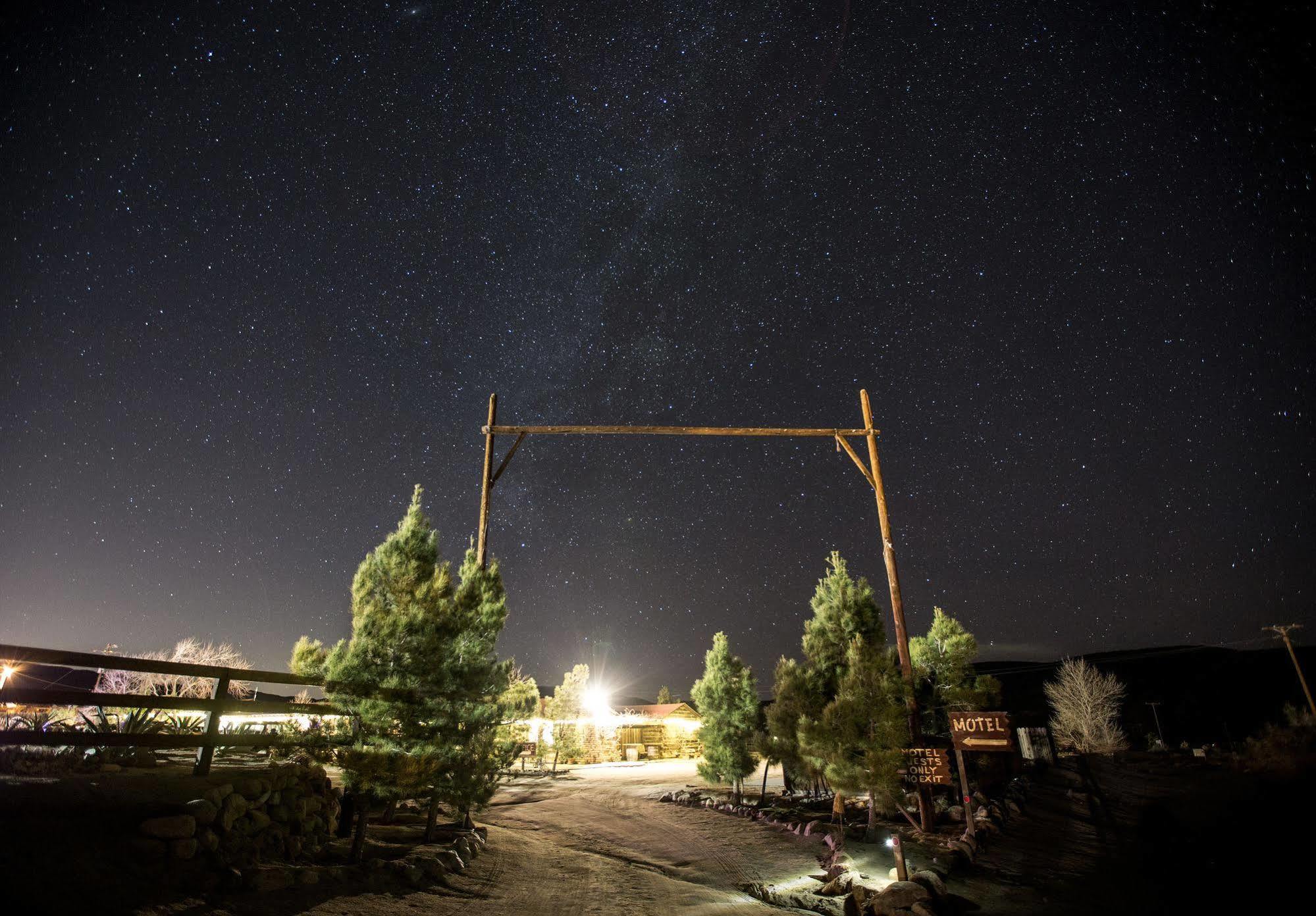 Pioneertown Motel Exterior photo