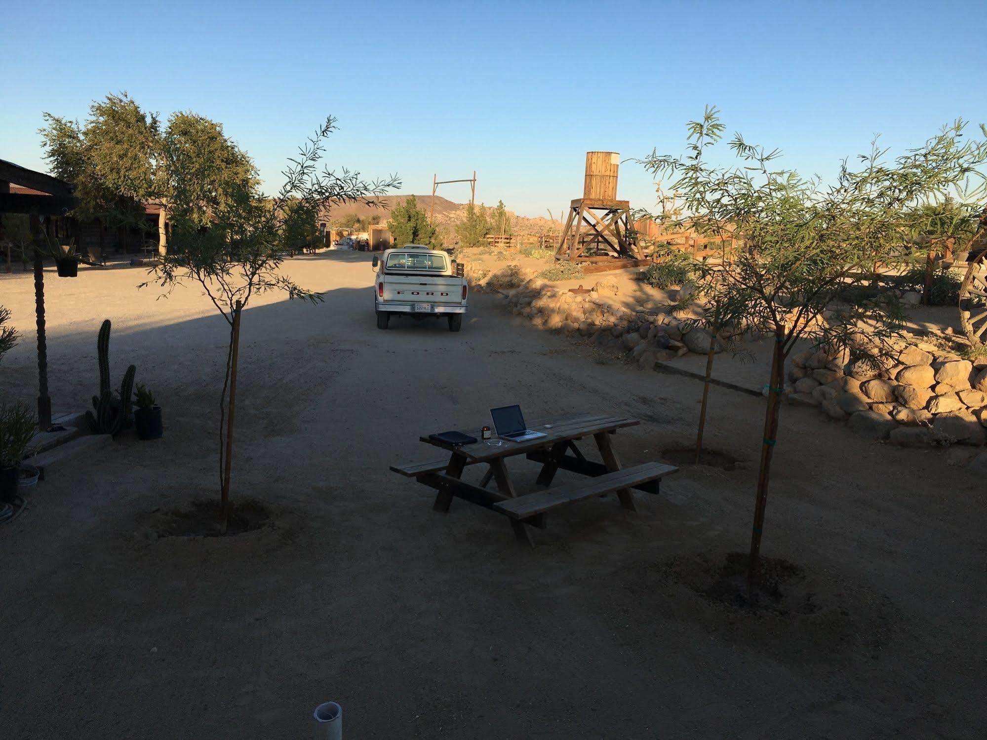 Pioneertown Motel Exterior photo