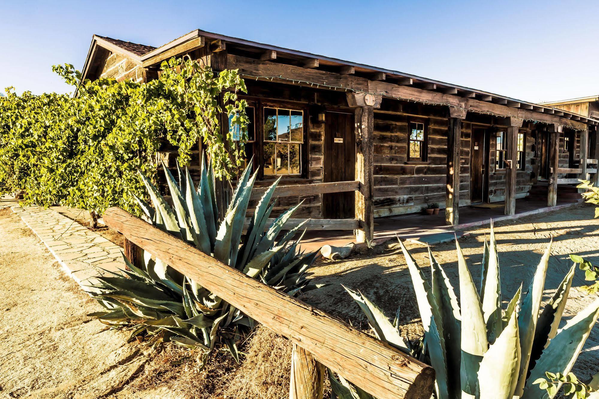 Pioneertown Motel Exterior photo